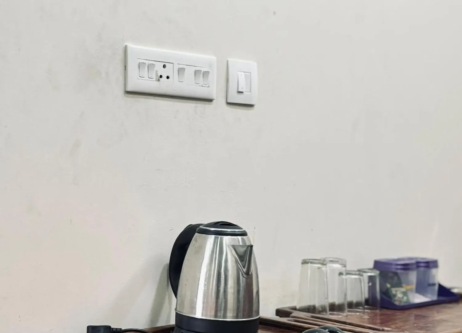 Uniro Rooms & Packages Kochi 2*,