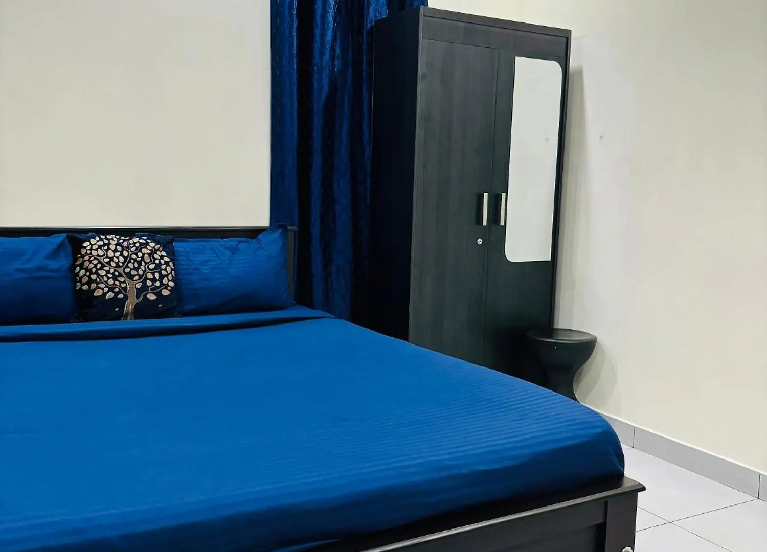 Uniro Rooms & Packages Kochi India